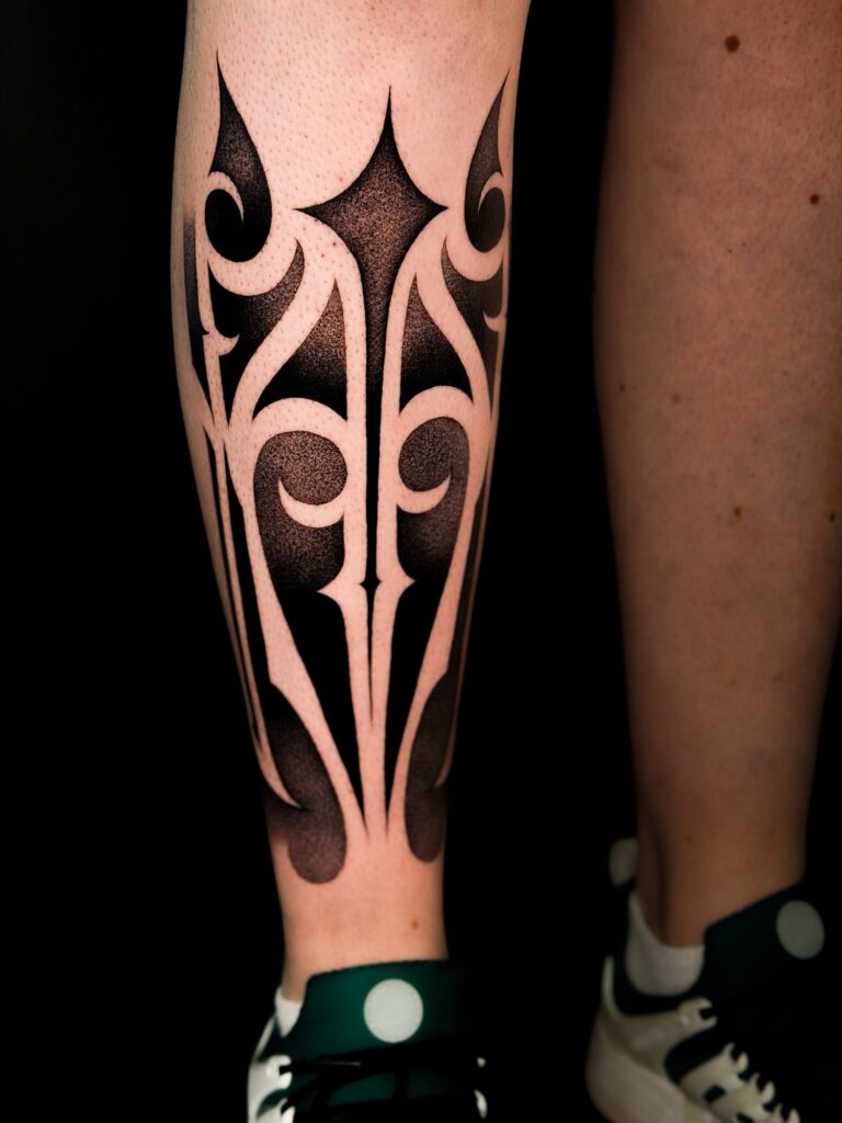 Fineline-Tattoo von Blackout Ink