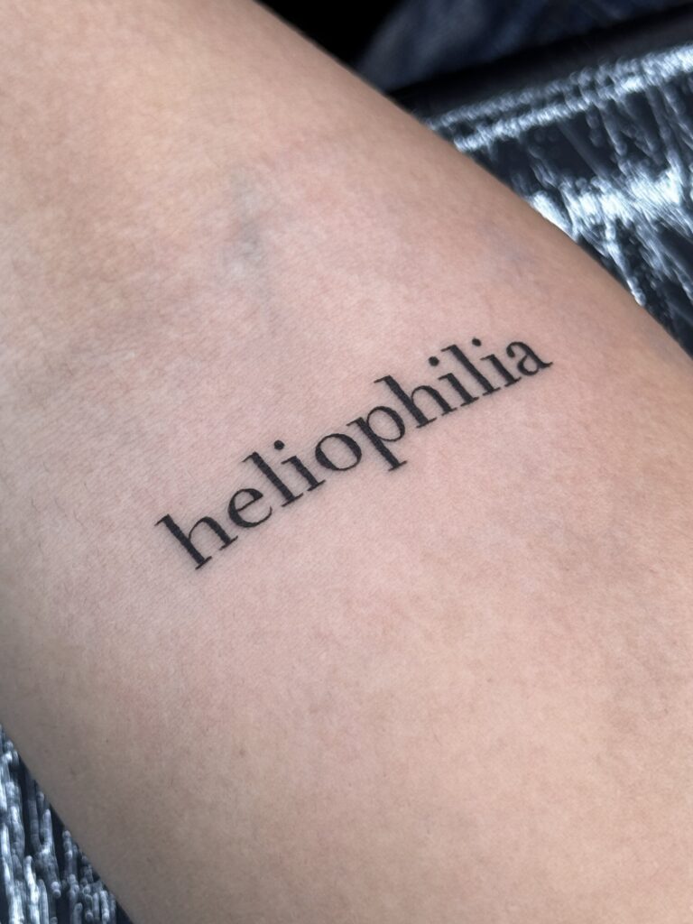 Fineline-Tattoo von Blackout Ink